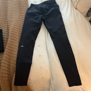 Alo Black Leggings